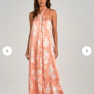 Women’s Halter Maxi NEW Peach Floral Dress Small